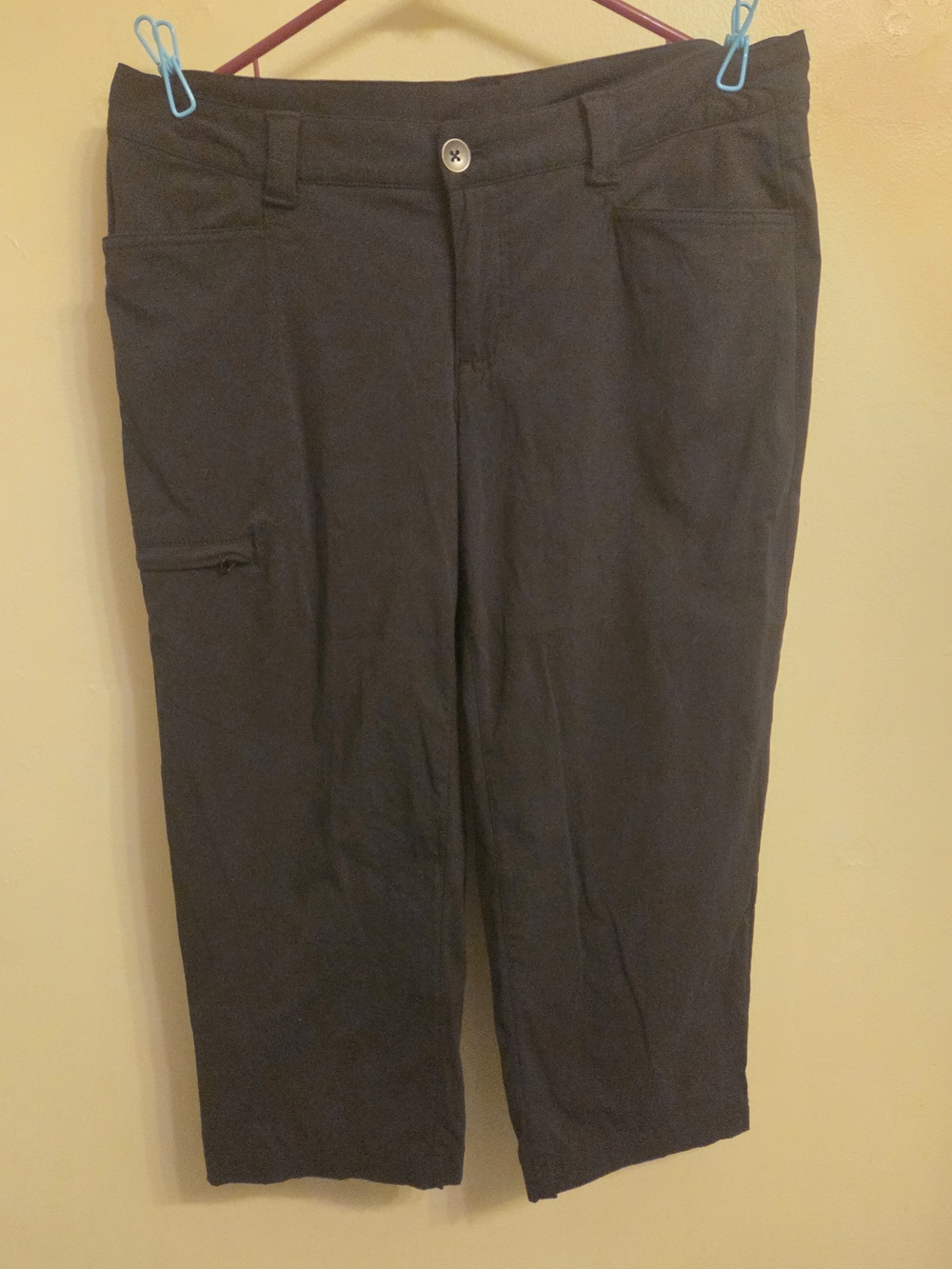 Eddie Bauer Black Trail Capri Pants 8 Lightweight Stretch Hiking Gorpcore Travel